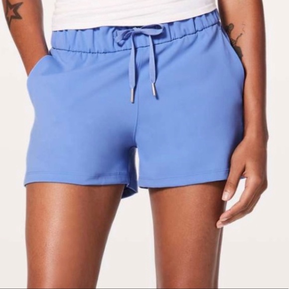 lululemon athletica Pants - Lululemon On The Fly Short 2.5" Periwinkle, Sz 8